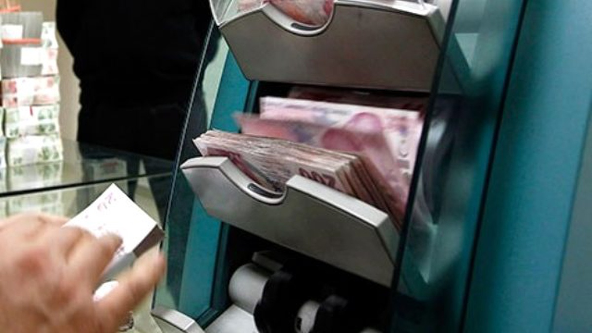 Kredi Büyümesinde Yavaşlama Sürüyor