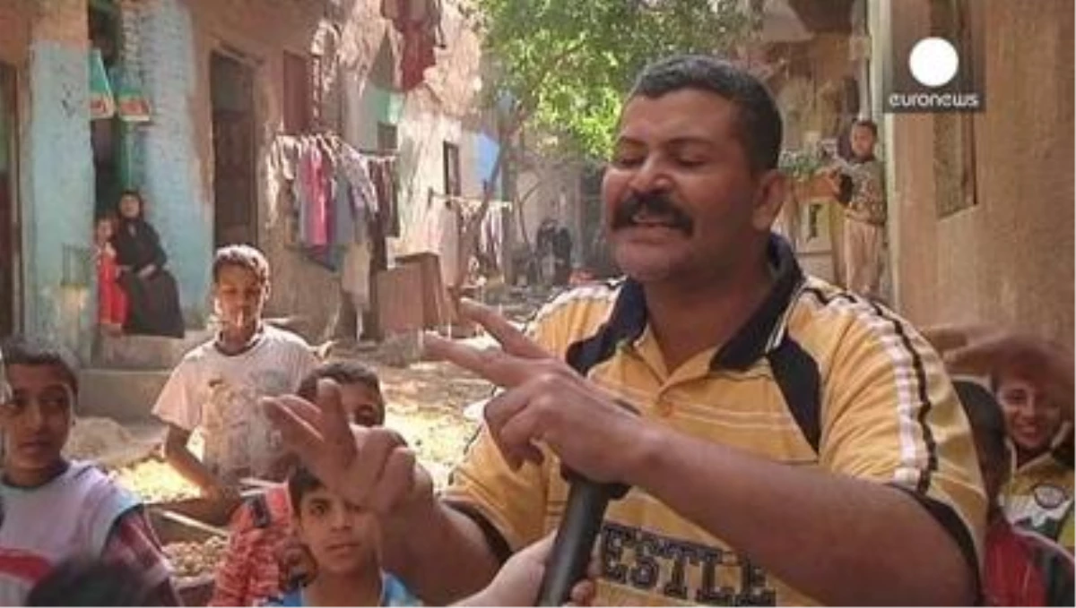 Mısır\'da Yoksul Halk İsyan Ediyor