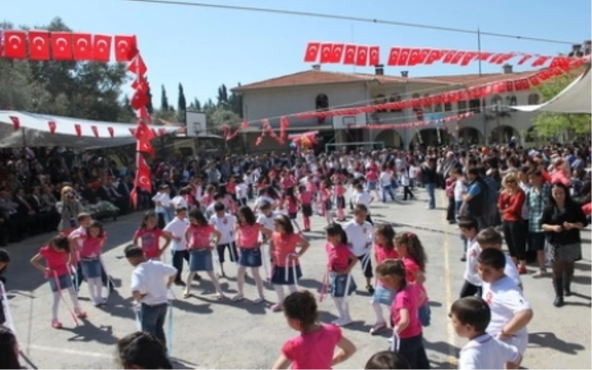 23 Nisan Ulusal Egemenlik ve Çocuk Bayramı