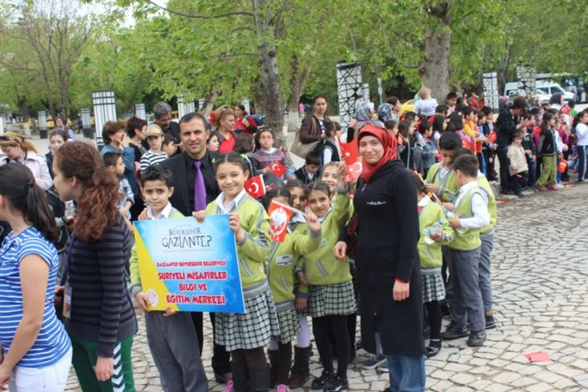 23 Nisan Ulusal Egemenlik ve Çocuk Bayramına Doğru