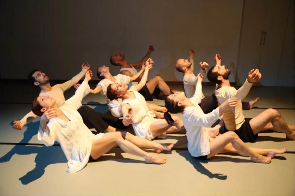 Akbank Sanat\'tan Dünya Dans Günü Özel Programı