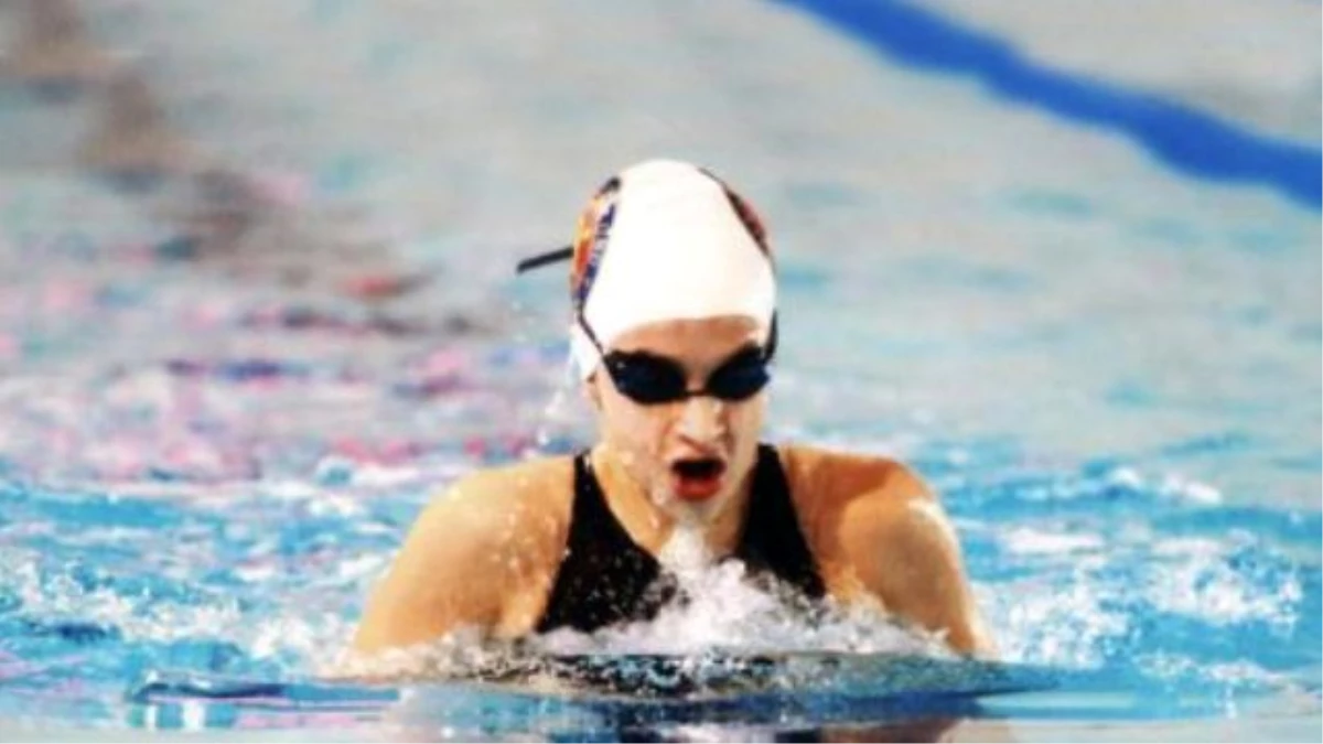 Yüzmedeki Altın Kız Beste Samancı Hedeflerini Açıkladı