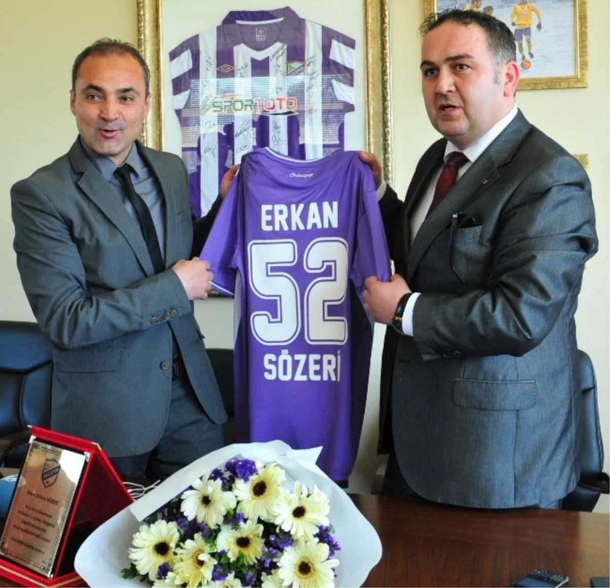 Erkan Sözeri Veda Etti