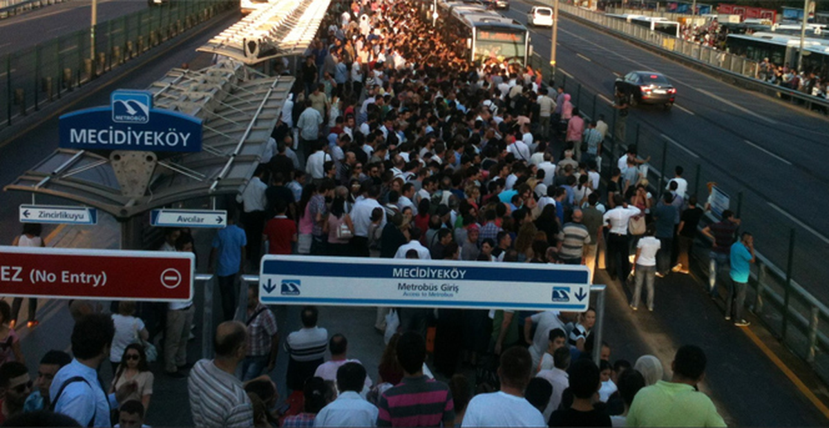 İETT ve TÜBİTAK Metrobüs İçin Çare Arıyor