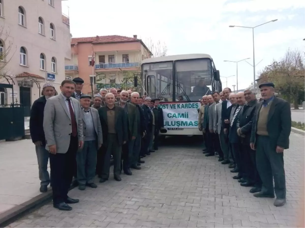 Kula\'dan Kardeş Cami Buluşması