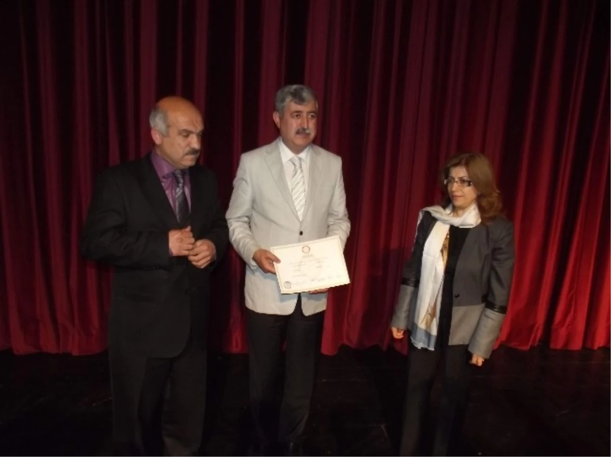 Malatya Yeşilyurt Belediye Başkan ve Meclis Üyeleri Mazbatalarını Aldı