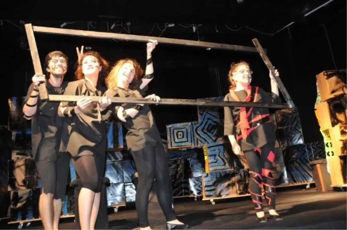 Omütit 20. Ulusal Tiyatro Festivali Başladı