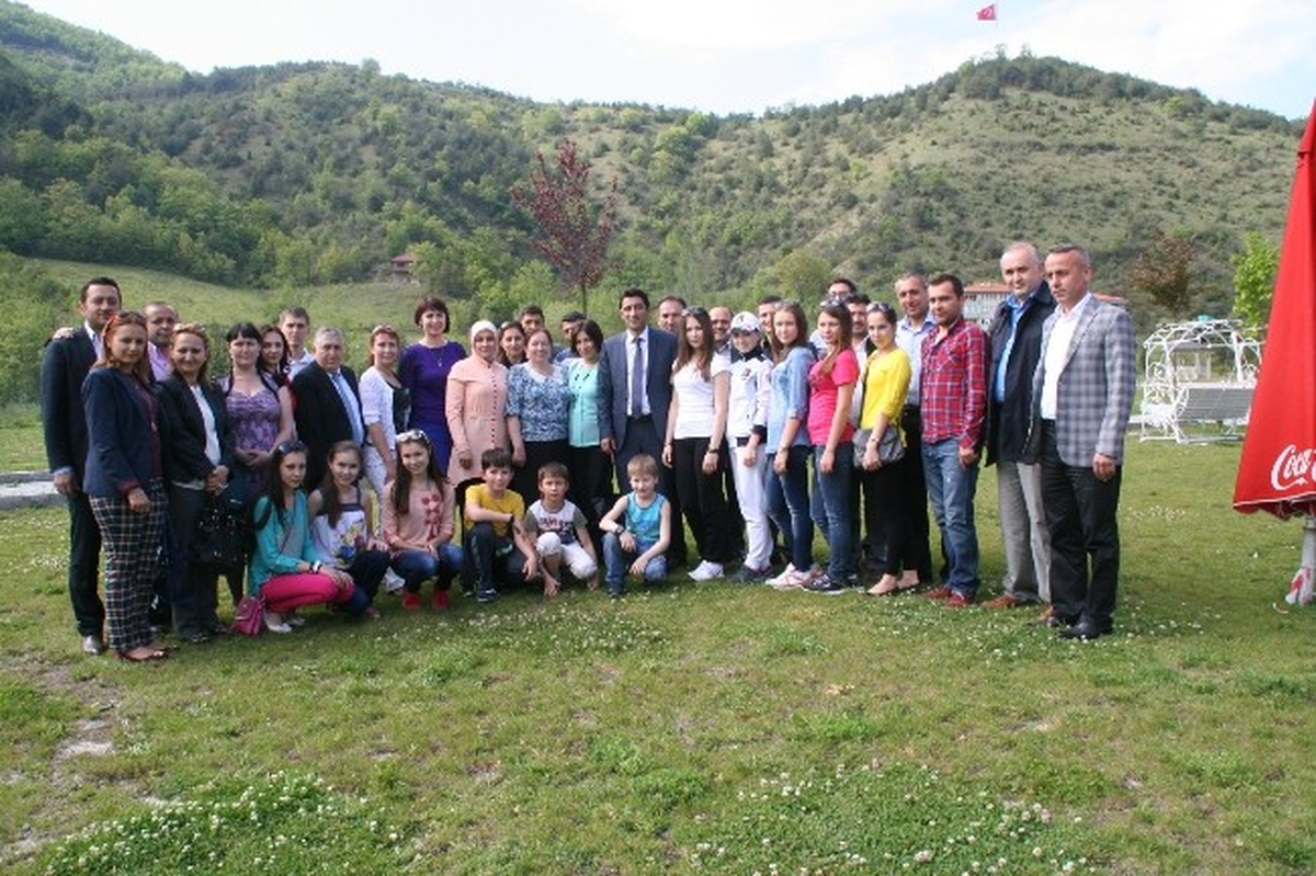 Tatar Öğrenciler Devrek\'te Ağırlandı