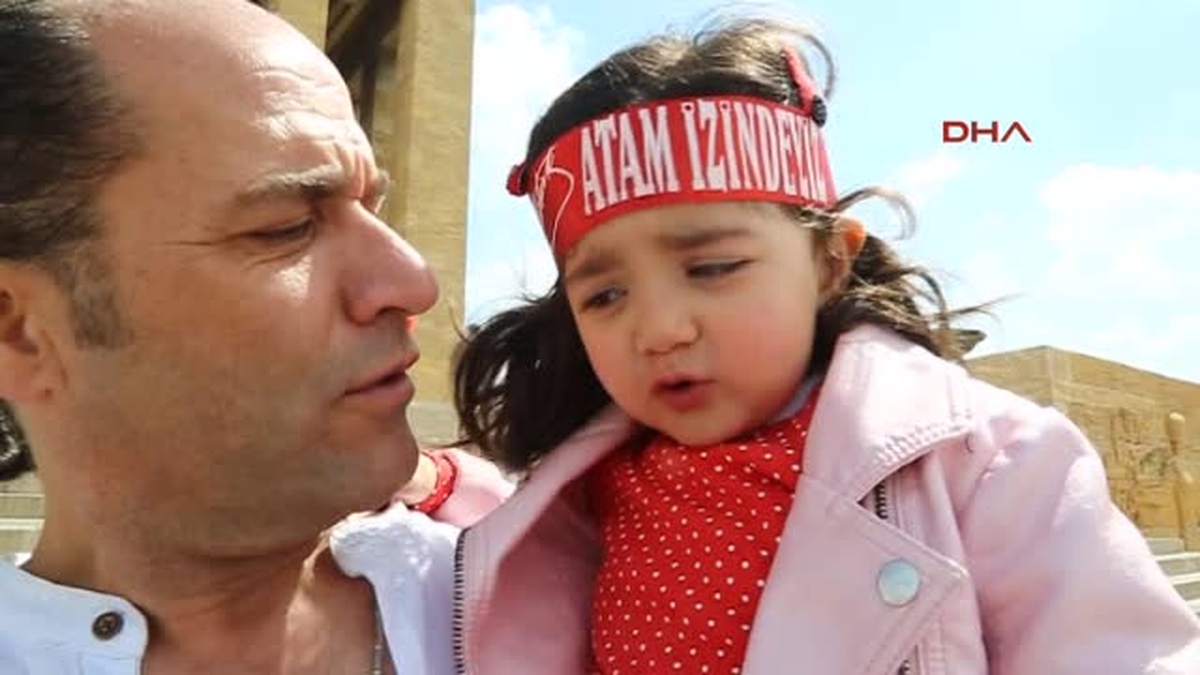 2,5 Yaşındaki Düş, \'Atatürk Uyansın Artık\' Diye Ağladı