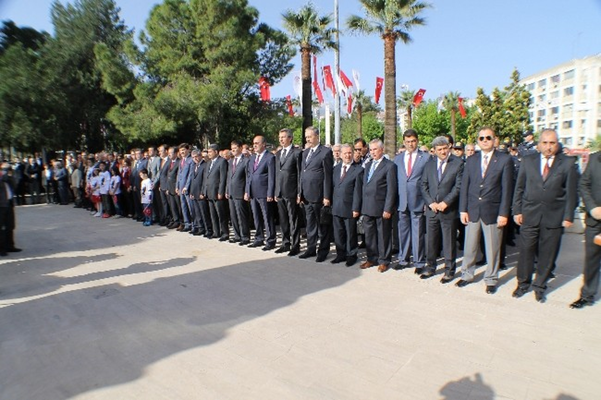 Denizli\'de 23 Nisan Kutlandı
