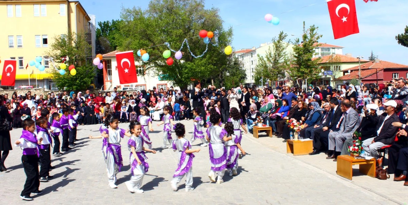 23 Nisan Ulusal Egemenlik ve Çocuk Bayramı