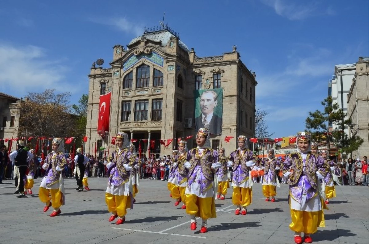 Aksaray\'da 23 Nisan Kutlamaları
