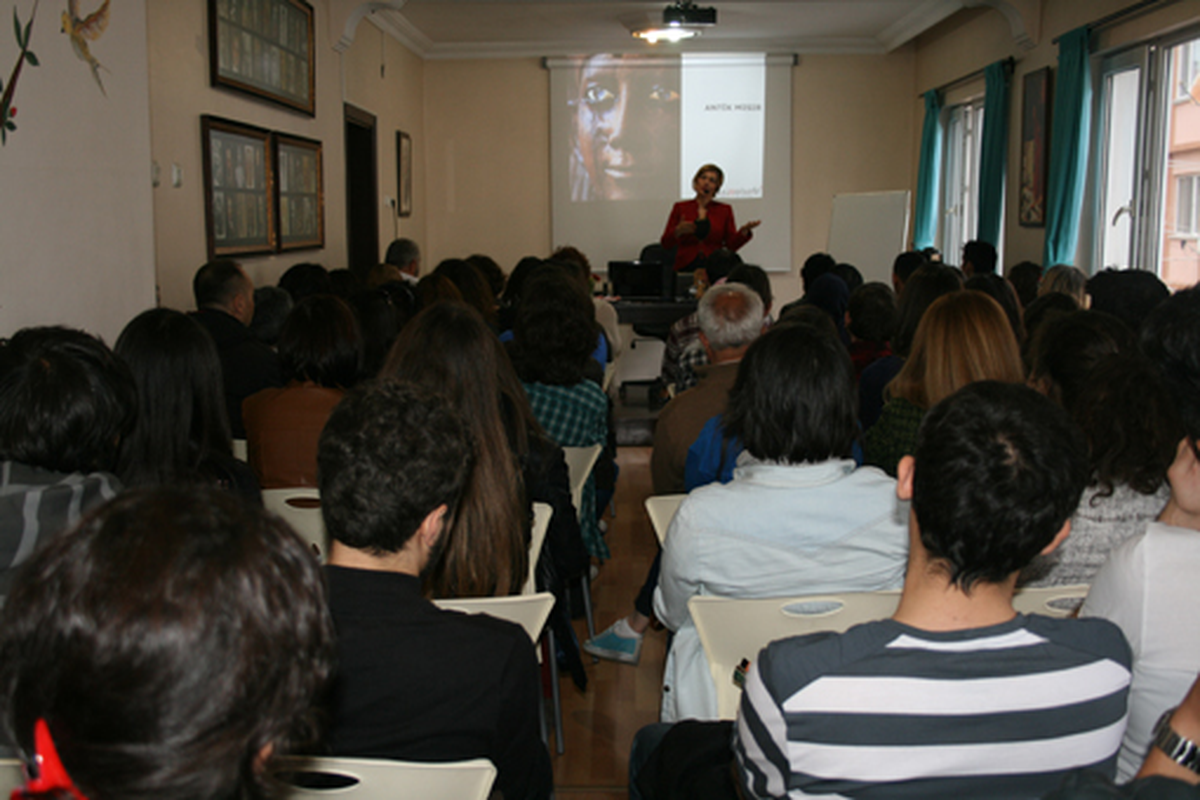 Antik Mısır Konferansı Doldu Taştı