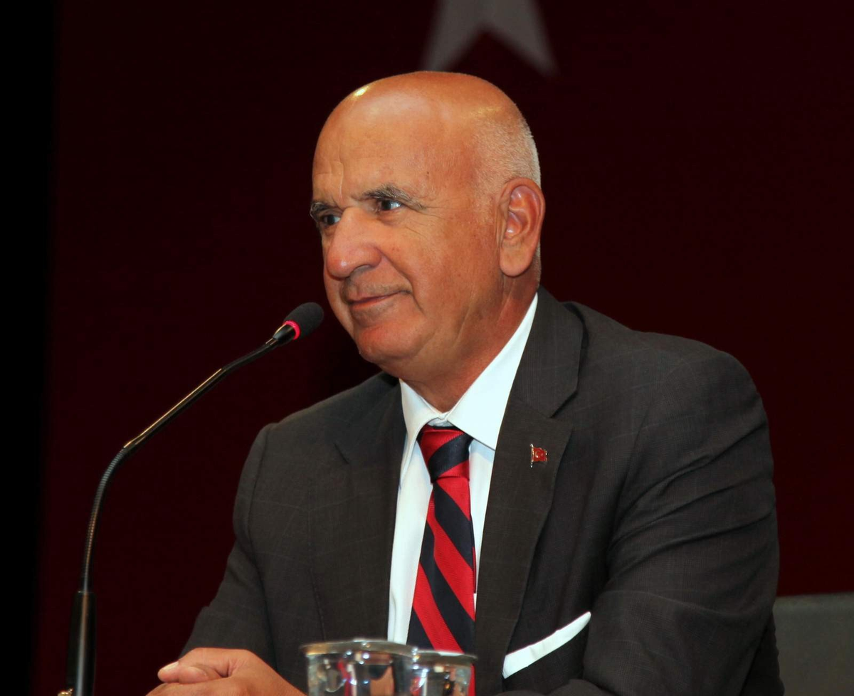 Fikret Öztürk, İş Hayatındaki Deneyimlerini Paylaştı