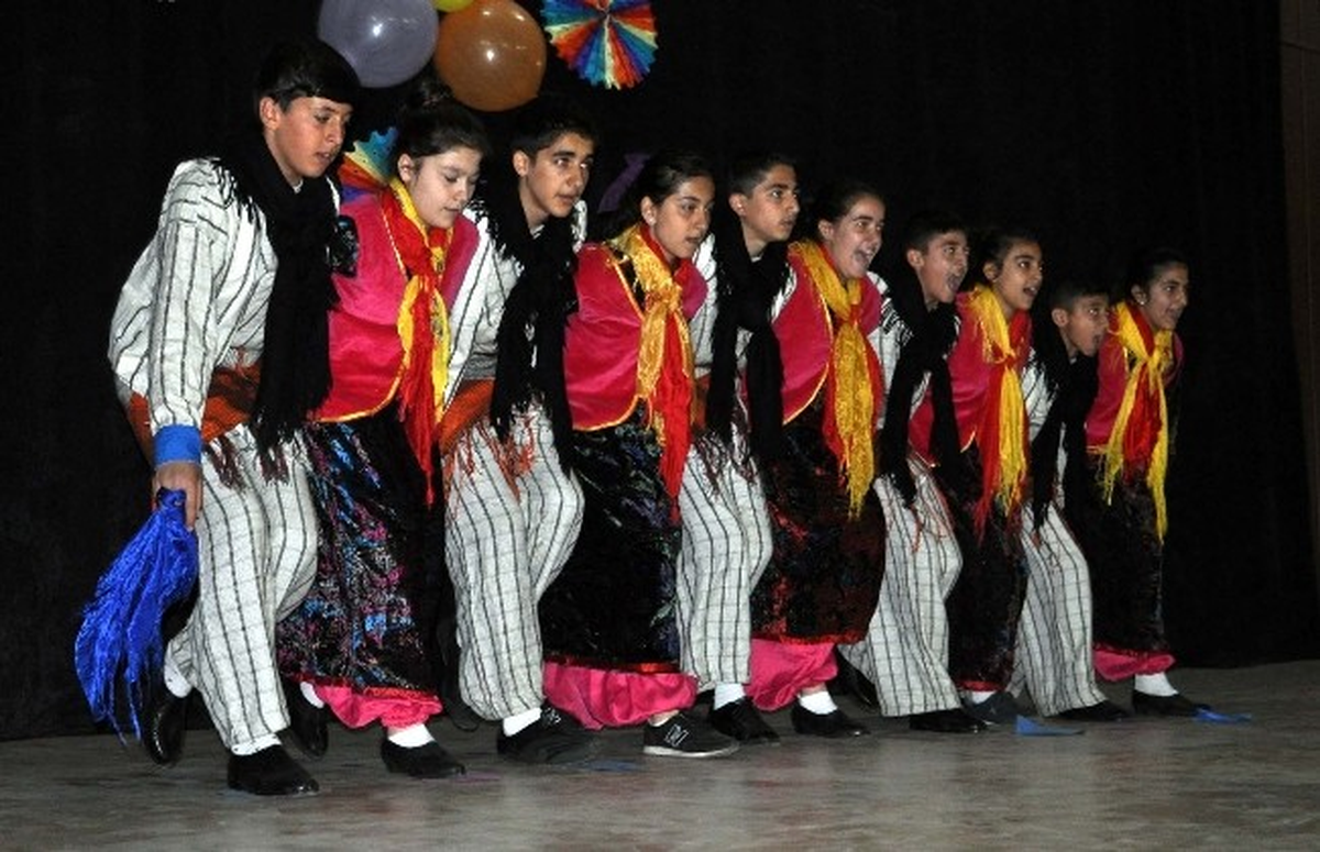 Bitlis\'te 23 Nisan Coşkusu