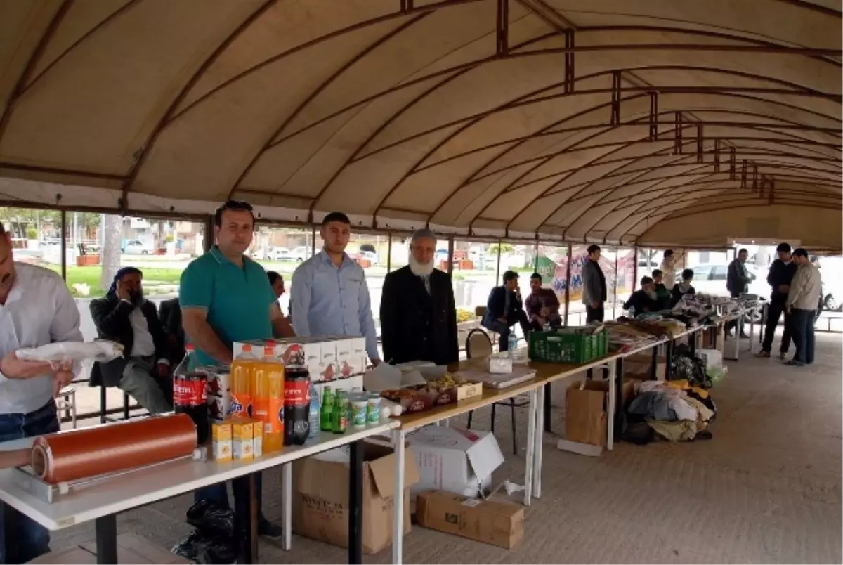 Kuran Kursu Öğrencileri Yararına Kermes