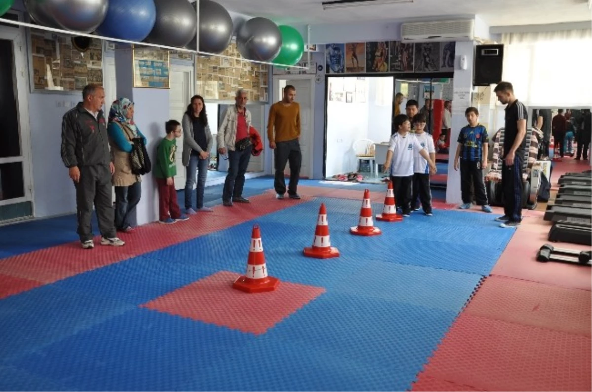 Nazilli\'de Spor Merkezi Otistik ve Engelli Çocuklara Kapısını Açtı