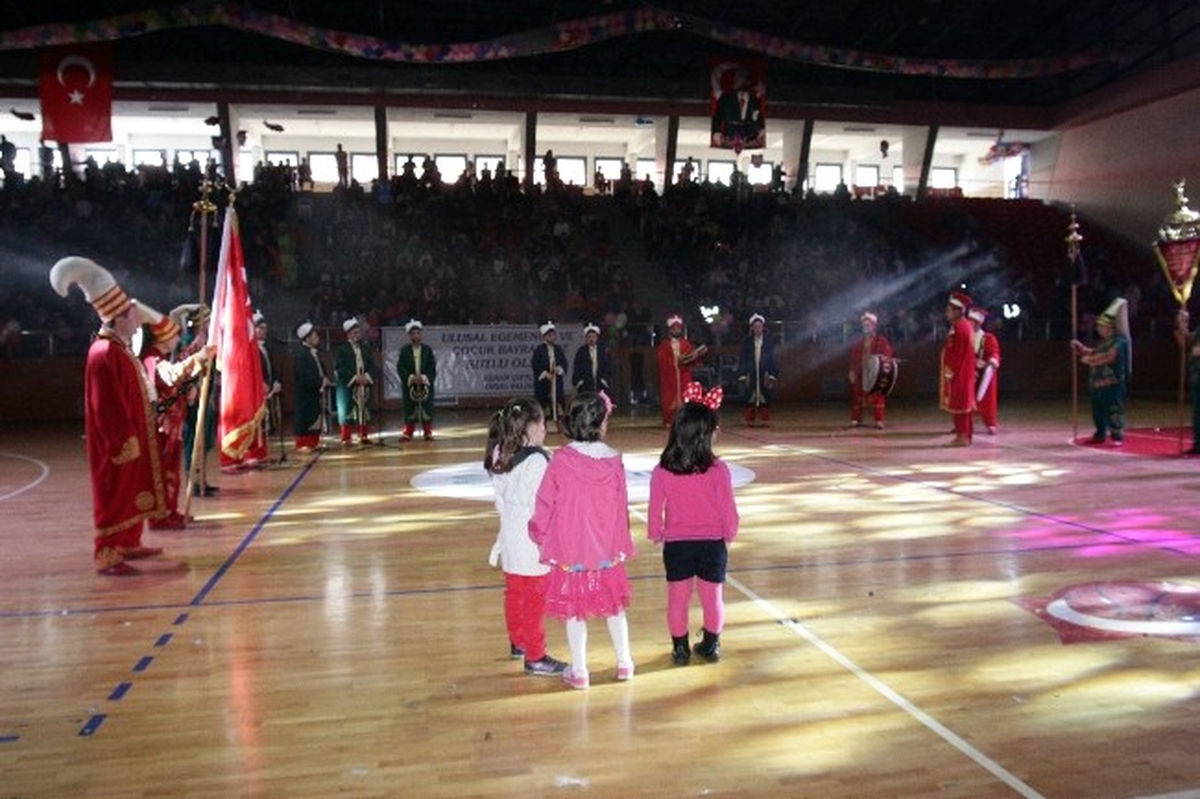 Ordu\'da Veliler Eğlendi, Küçükler Seyretti