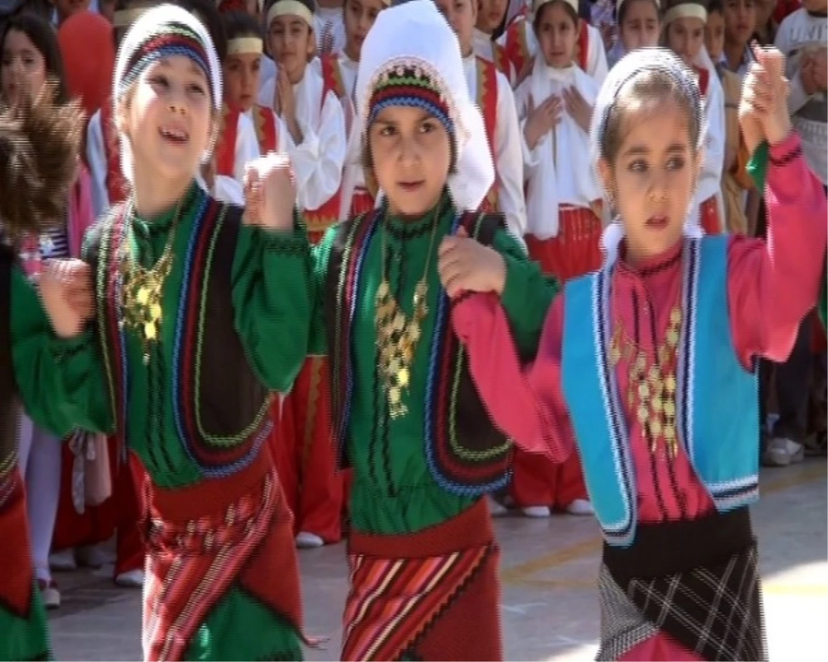 Şanlıurfa\'da 23 Nisan Ulusal Egemenlik ve Çocuk Bayramı