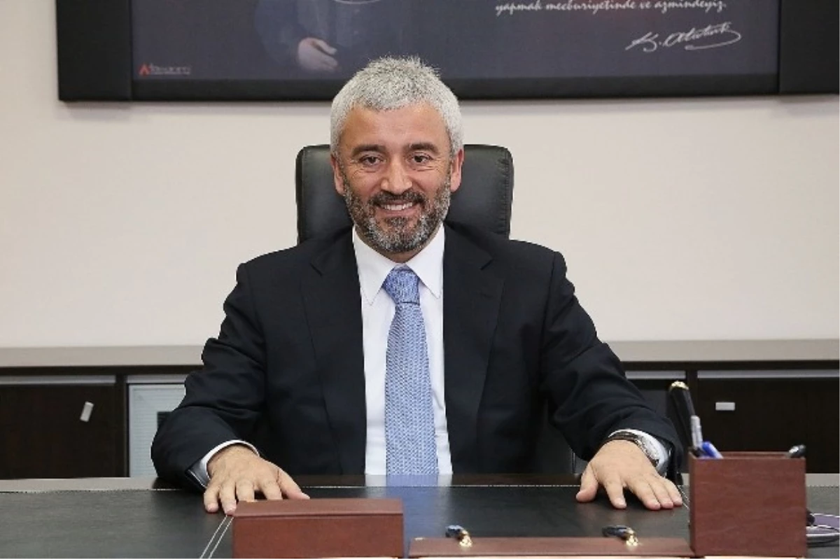 Yılmaz: "Seçimden İki Gün Sonraya 600 Kişinin İşe Alındığı Bir Belediye Devraldık"