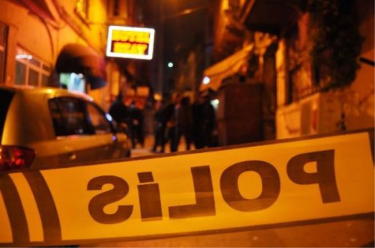 Beyoğlu\'ndaki Travesti Cinayetine 2 Gözaltı