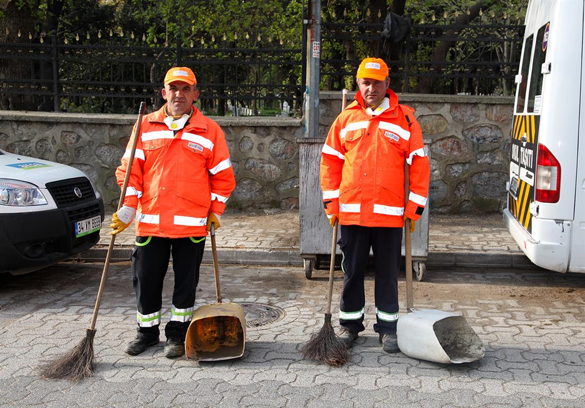 Büyükşehir Belediyesinden Kavak\'a Temizlik Elemanı