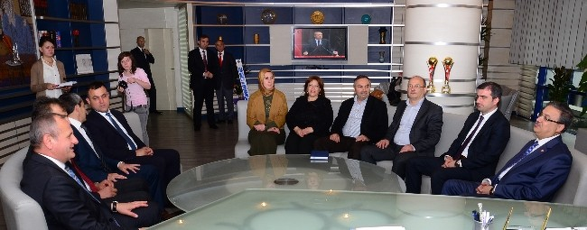 Düzce Valisi Su Başkan Keleş\'i Ziyaret Etti