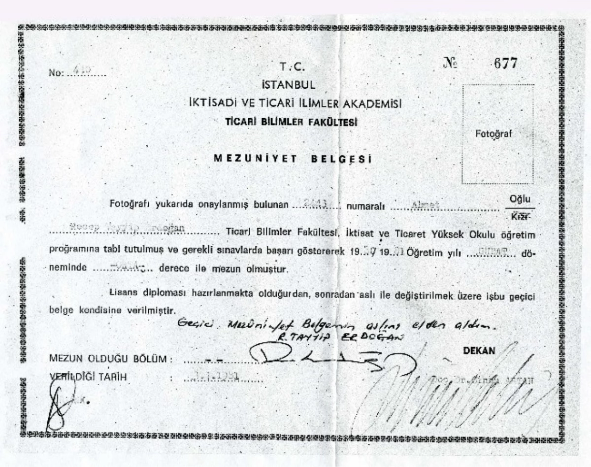 İşte Başbakan Erdoğan\'ın Diploması