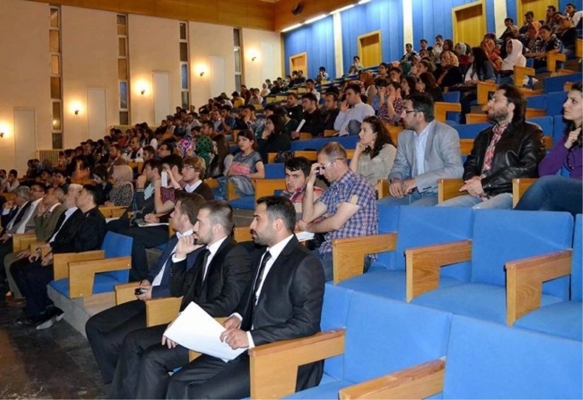 Millet-İ Sadıka\'dan Tehcire Kadar Ermeniler Adlı Konferans Düzenlendi