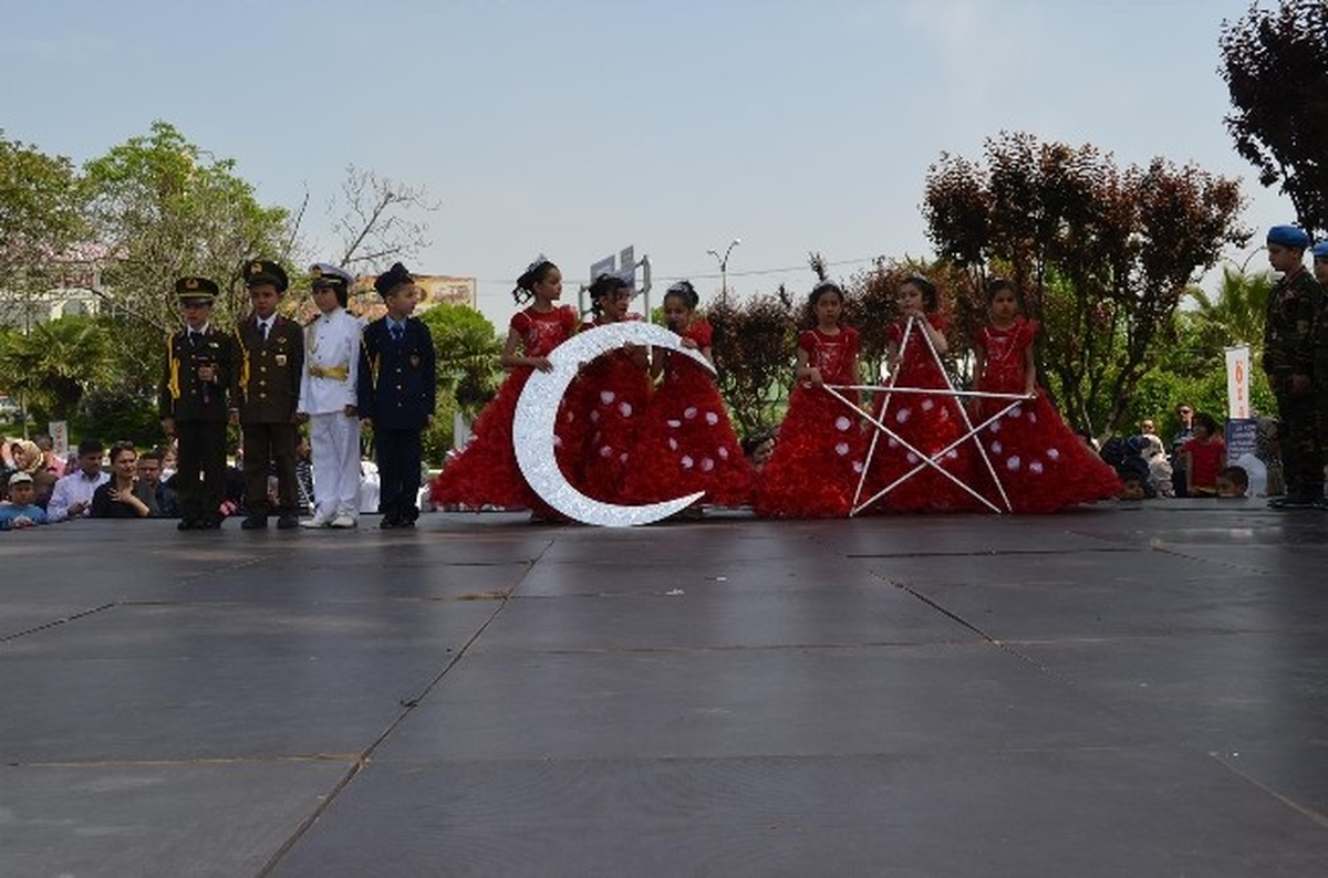 Özdilek\'te 23 Nisan Coşkusu