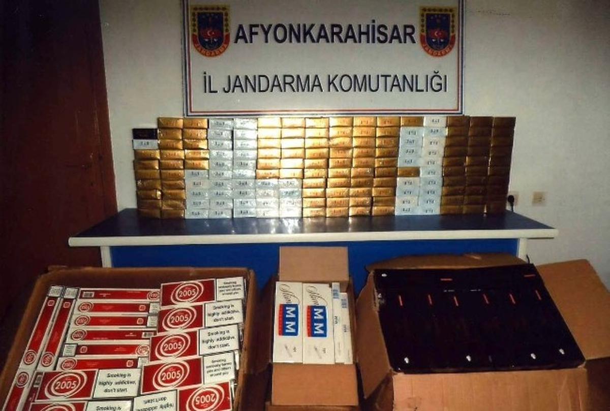Afyonkarahisar\'da Kaçak Akaryakıt ve Sigara Operasyonu