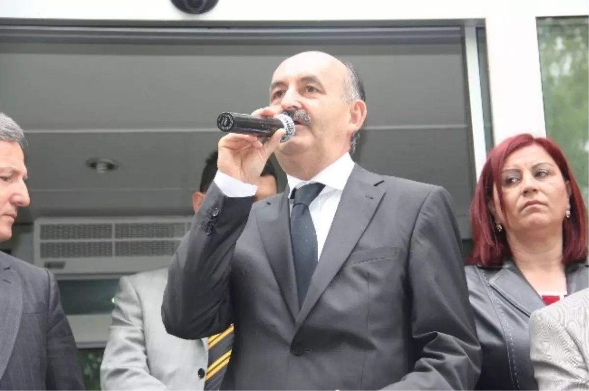 Bakan Müezzinoğlu: "Yeni Cumhurbaşkanının Yetkileri Değişecek"