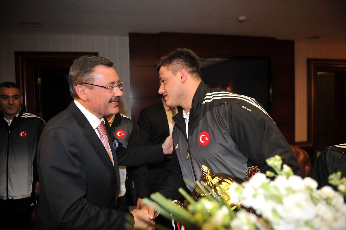 Başkan Gökçek, Avrupa Şampiyonunu Ağırladı