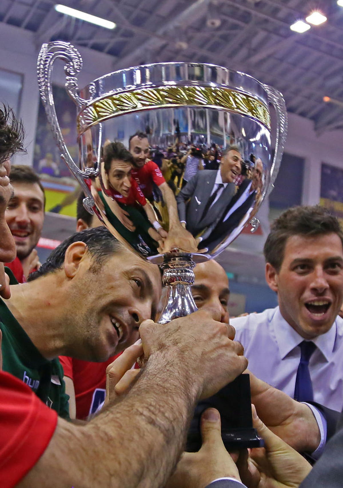 Erkekler Hentbolda Türkiye Kupası Beşiktaş\'ın