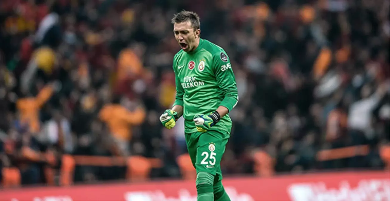 Fernando Muslera Transfer İddialarını Yalanladı