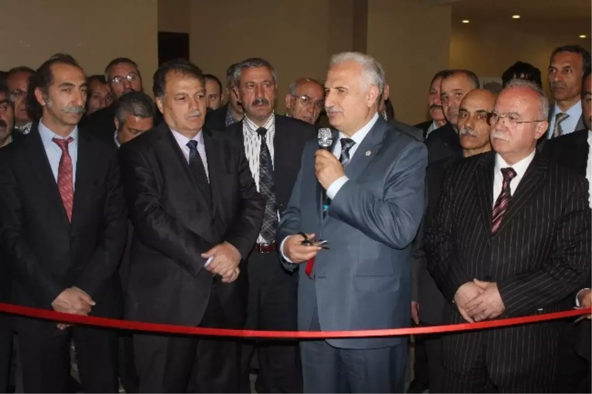 Fotoğraf ve Belgelerle Katliam Anlatıldı