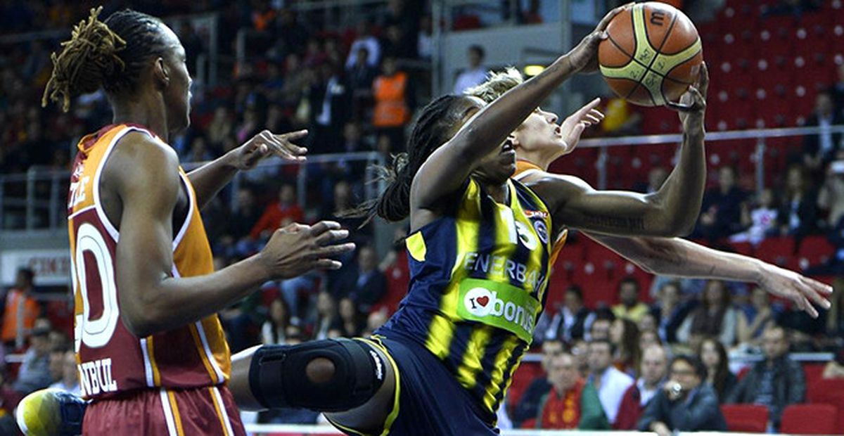 Galatasaray Odeabank, Fenerbahçe'yi 72-69 Yendi