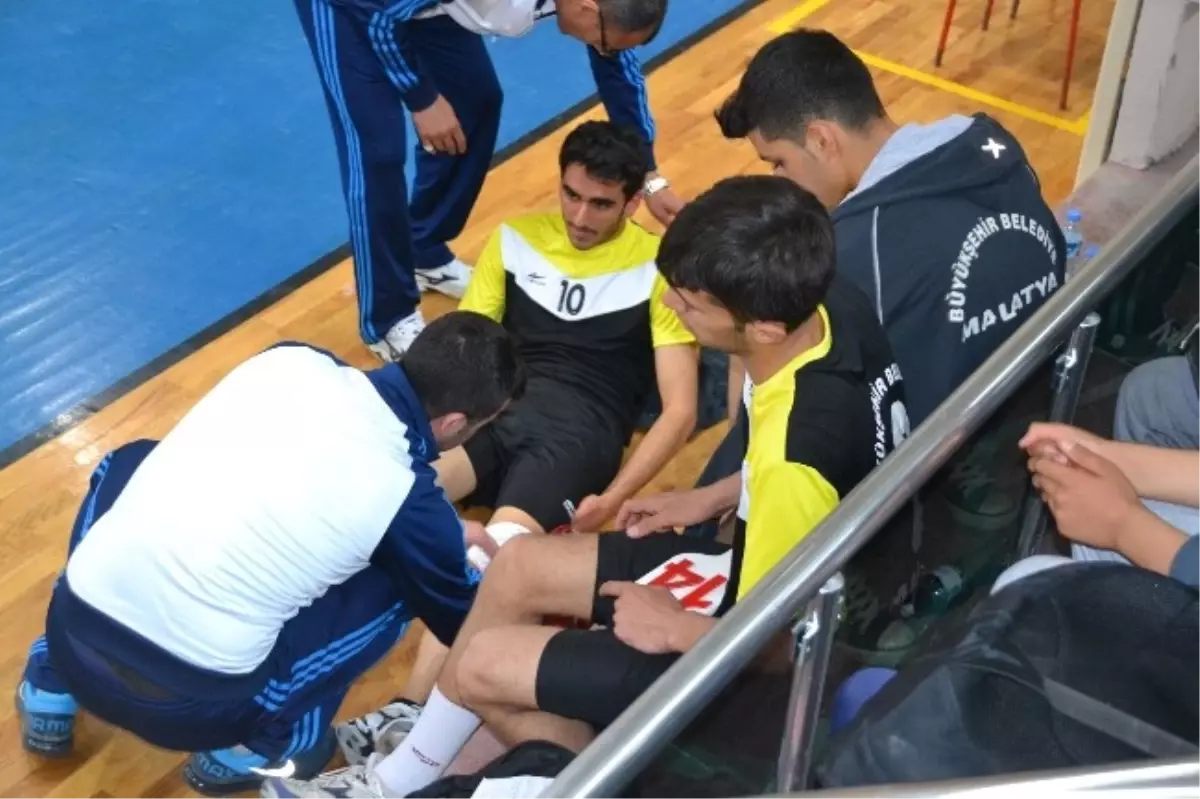 Gençler Voleybol Grup Müsabakası