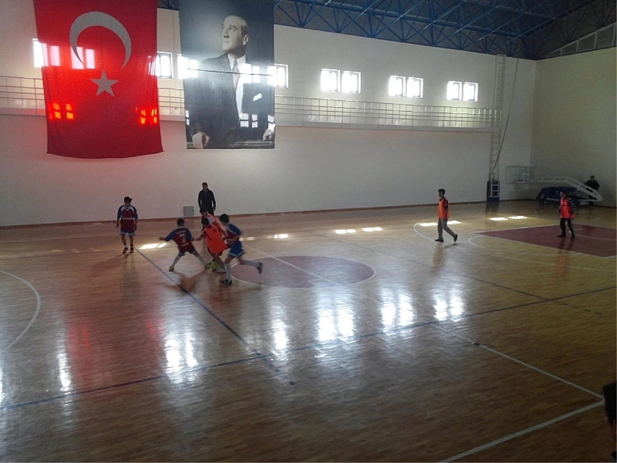 Ortaokullar Arası Futsalda Heyecan Sona Erdi
