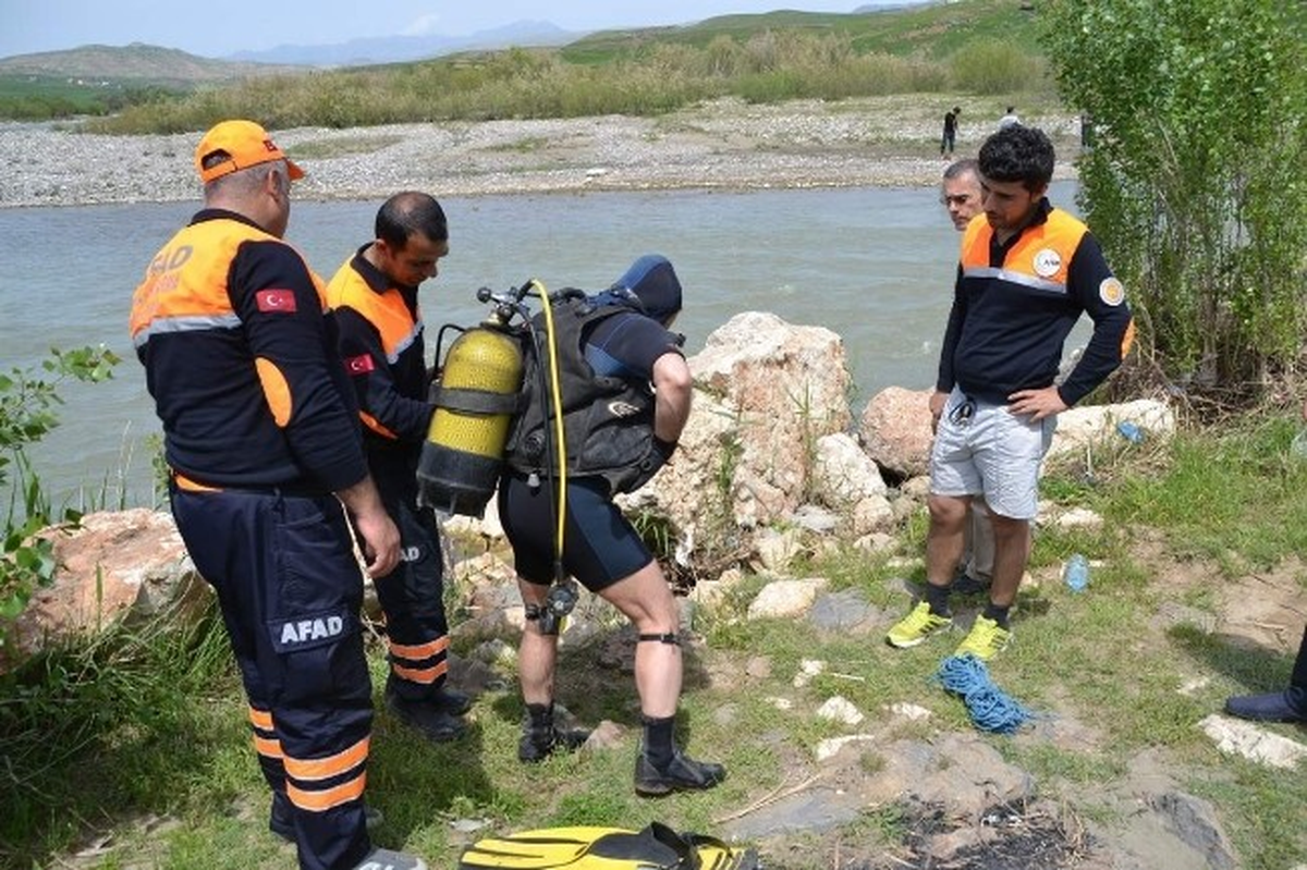 Siirt\'te Pikniğe Giden Bir Çocuk Kayboldu