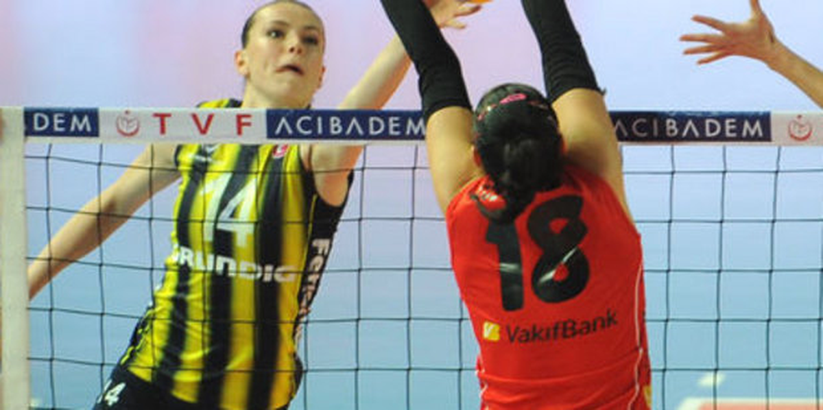 VakıfBank, Final Serisine Galibiyetle Başladı