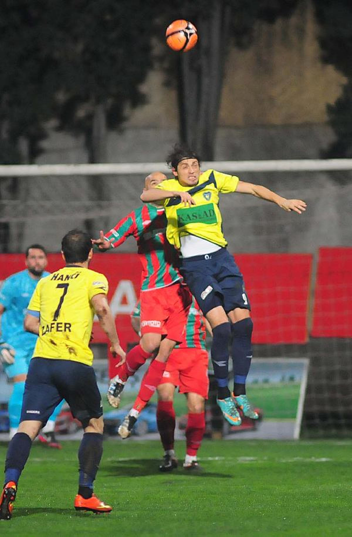 Karşıyaka: 2 Bucaspor: 3