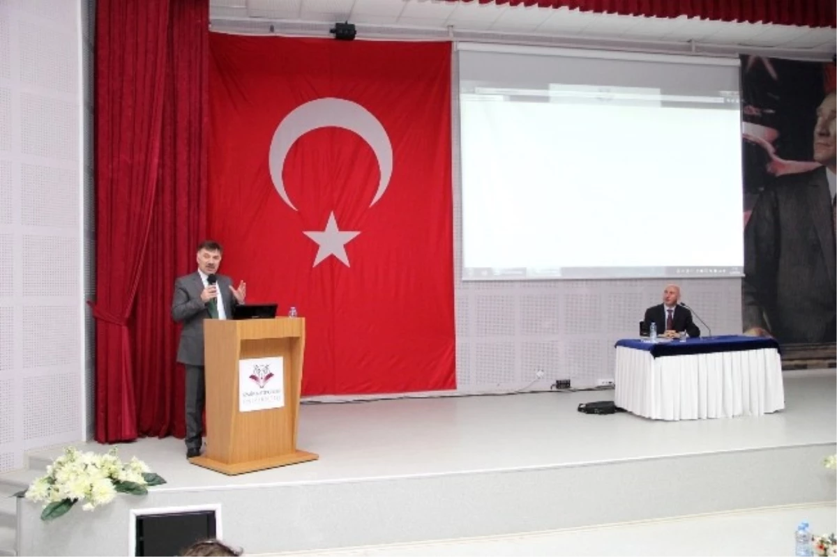 İzmir\'de \'100. Yılın Eşiğinde Ermeni Meselesi\' Konferansı