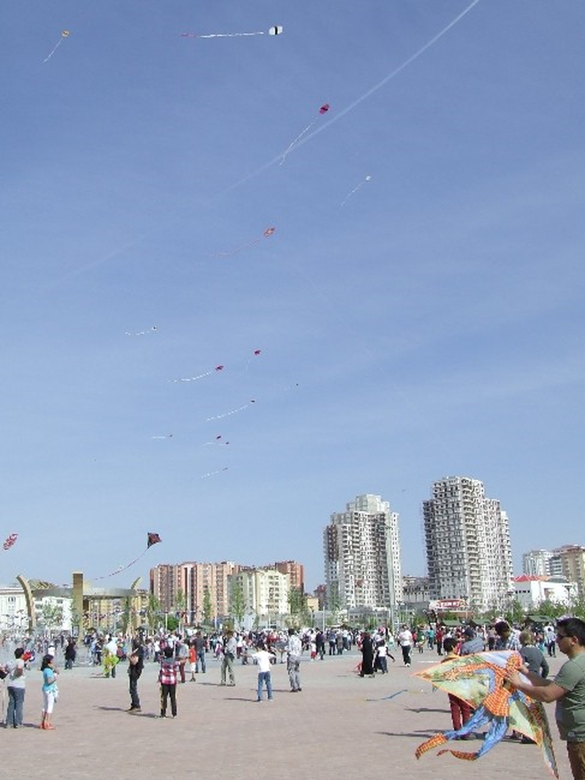 Nurhak\'ta Uçurtma Şenliği