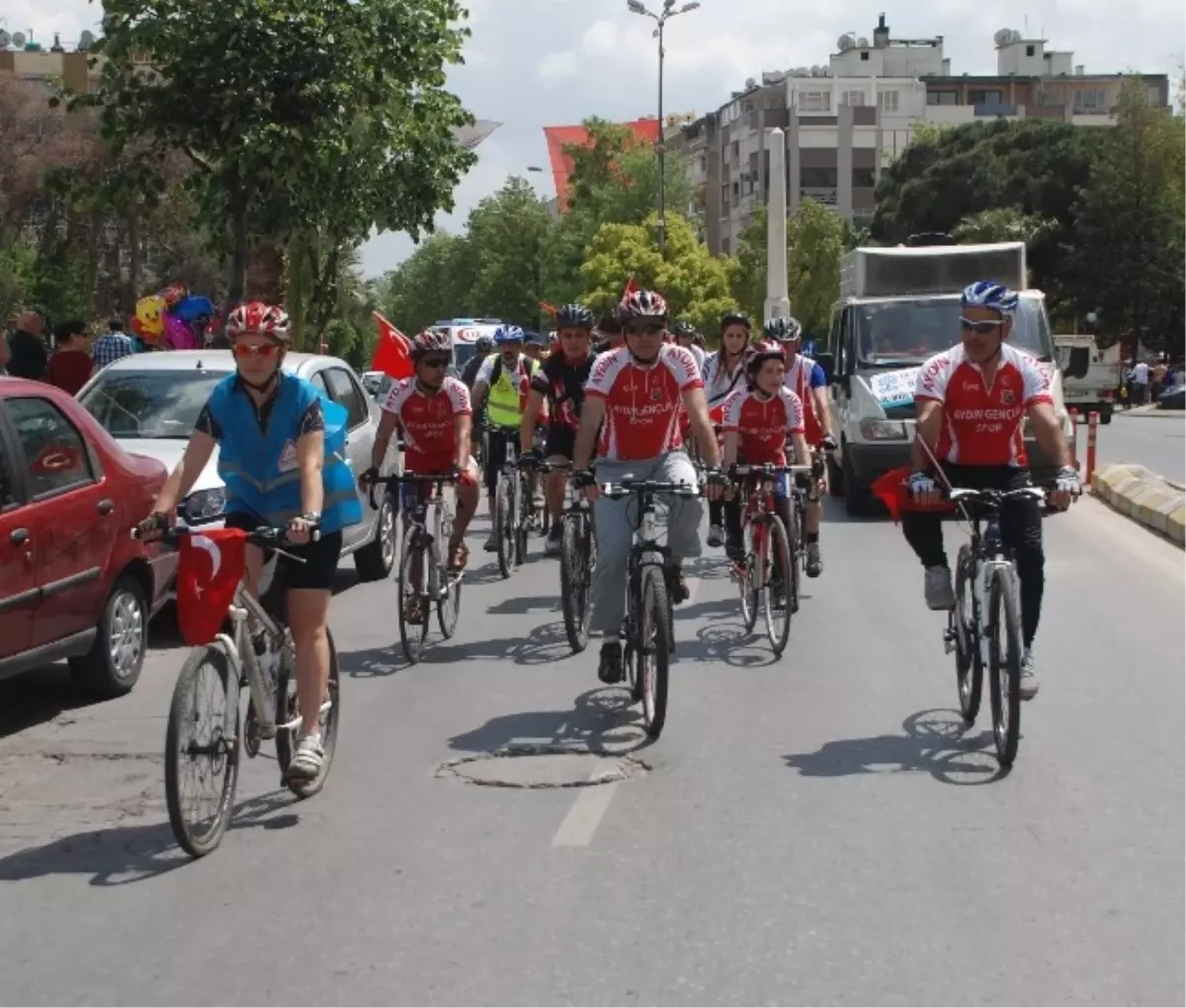 Pedallar Turizm İçin Çevrildi