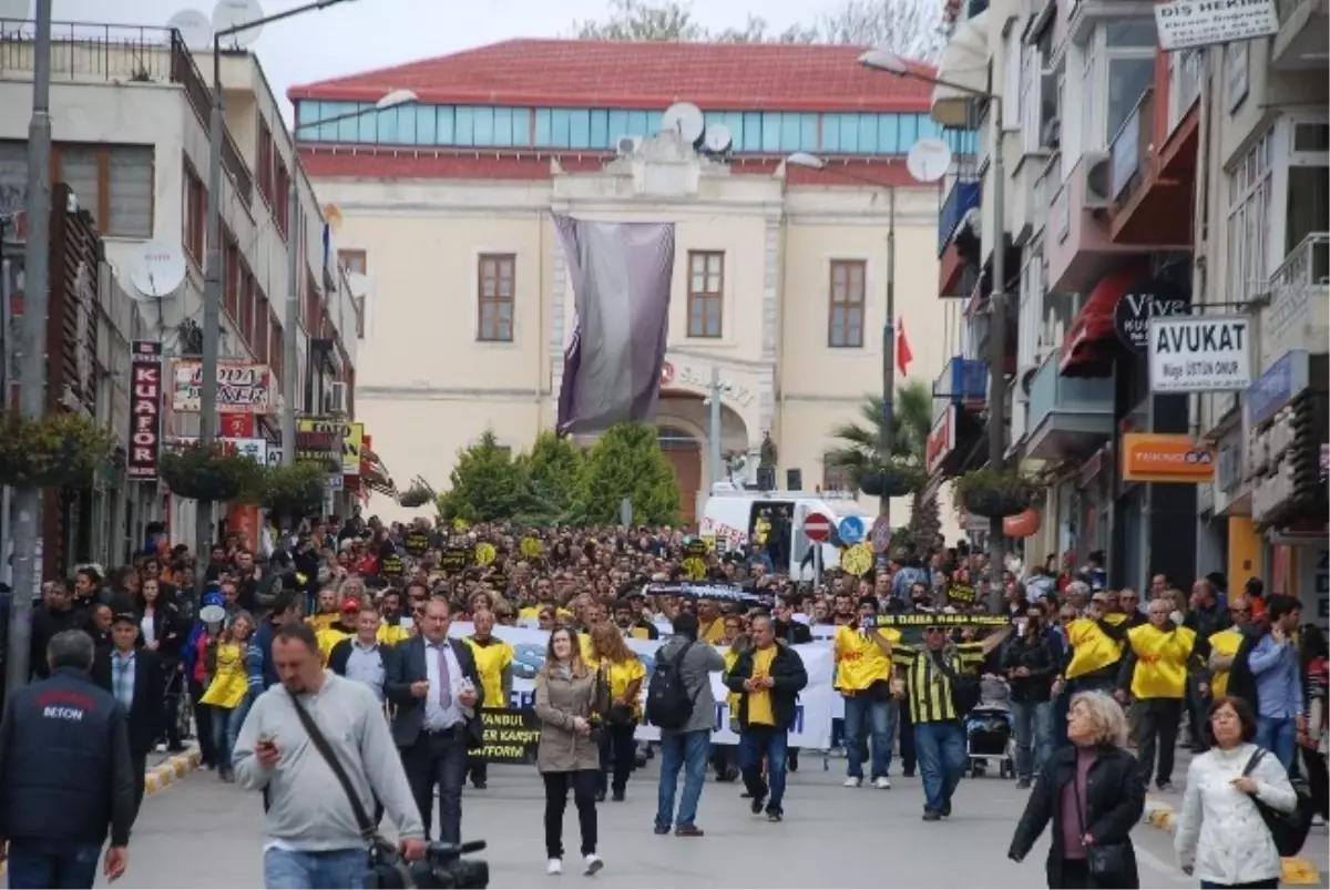 Sinop\'ta Nükleer Karşıtı Miting