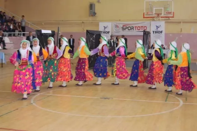 Türkiye Halk Oyunları Grup Yarışmaları Bitlis’te Başladı Son Dakika