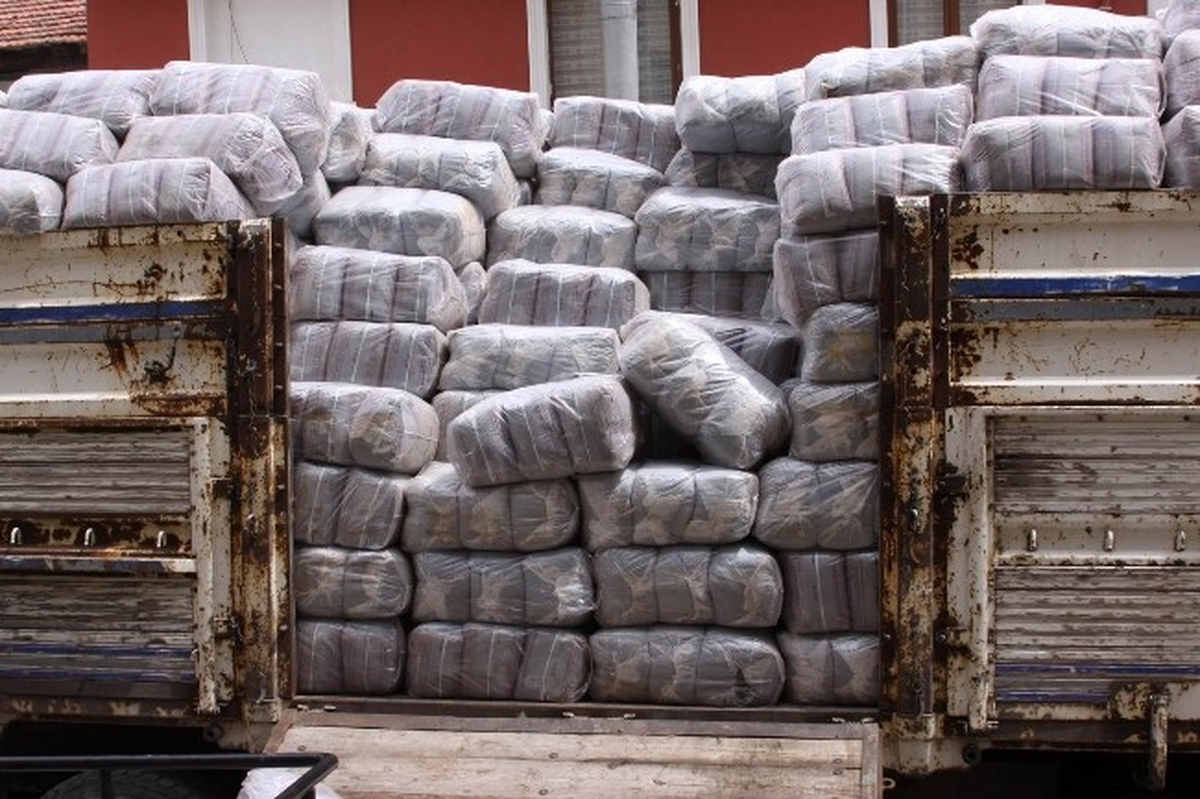 Erzincan\'da 9 Kilo 705 Gram Kaçak Çay Ele Geçirildi