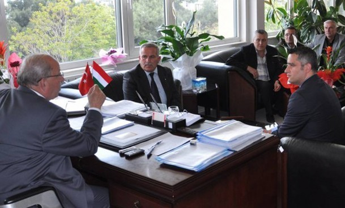 Hayrabolululardan Tekirdağ Belediye Başkanı Albayrak\'a Ziyaret