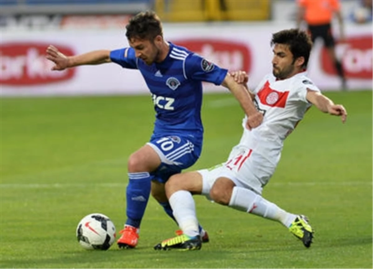 Kasımpaşa: 2 - Medical Park Antalyaspor: 0